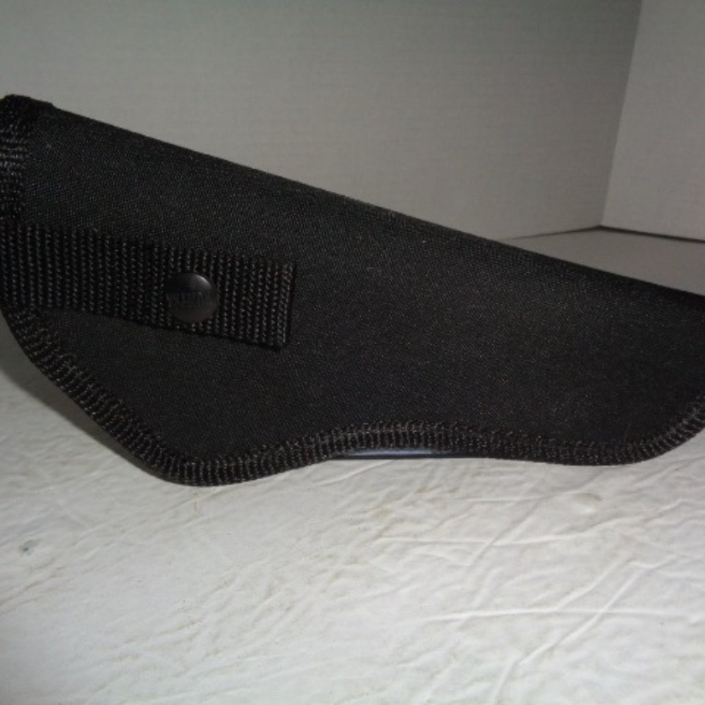 Hunter 9" Nylon Gun Holster, Right Handed, Belt Mount New